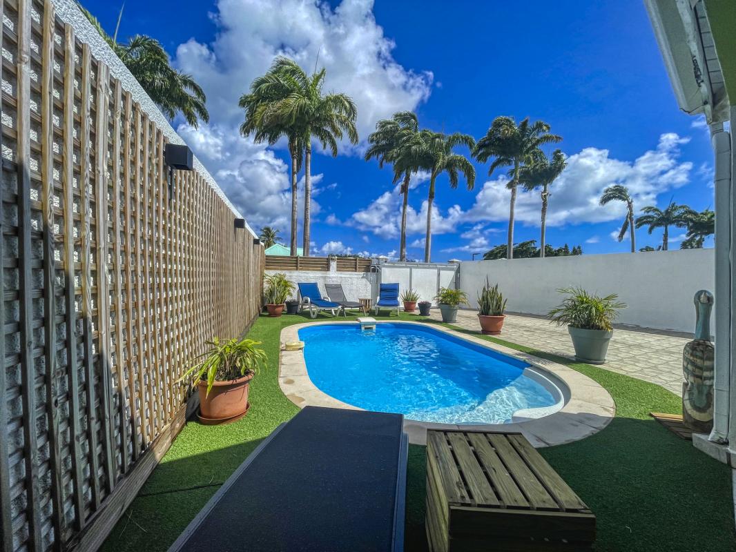 4.Location villa piscine St François Guadeloupe_Piscine